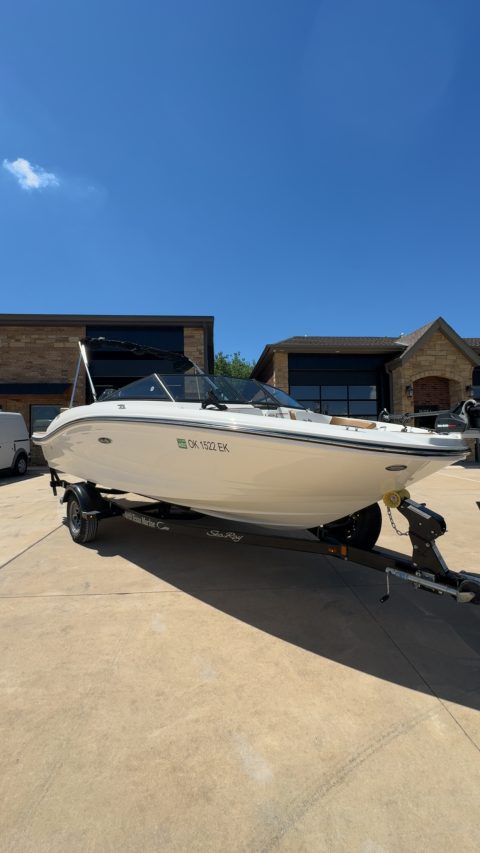 Maintenance Wash: Hull & topside reset